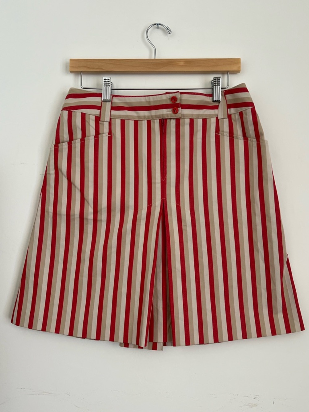 Burberry Golf Striped Pleated Mini Skirt - Red & Cream
